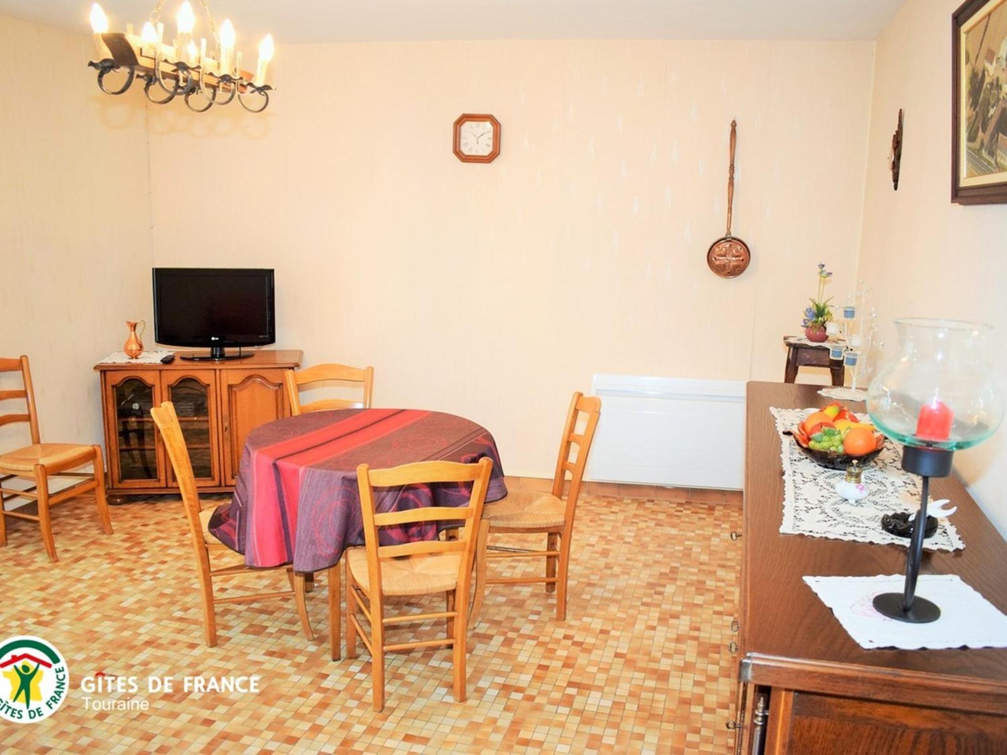 Gîte Vernou-sur-Brenne, 3 pièces, 4 personnes - FR-1-381-503 Extérieur photo
